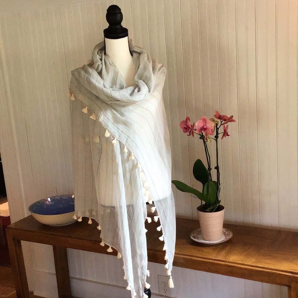 MADEWELL.  GAUZEY SHAWL